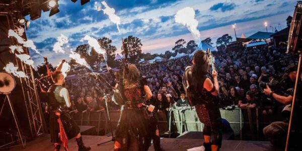 Flaming-Bagpipe-Rock-Show