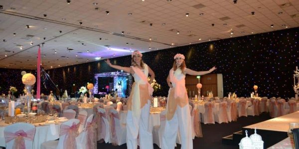 Flower-Power-Stilt-Walkers