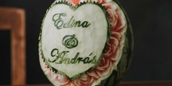 Food-Carver-For-Wedding-Events