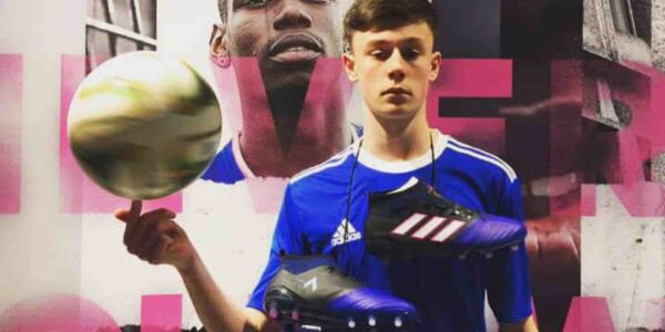 Football-Freestyler-Hire-Spinning-Ball