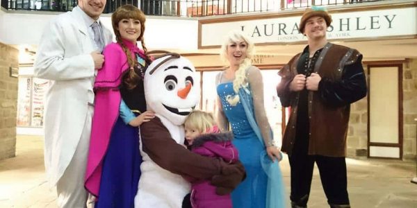 Frozen-Walkabout-Characters