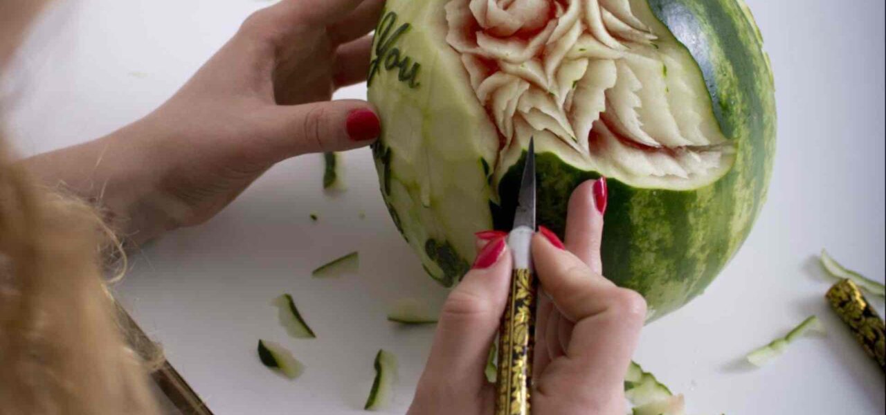 Fruit-Carving-Demonstration