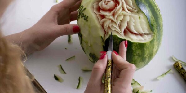 Fruit-Carving-Demonstration