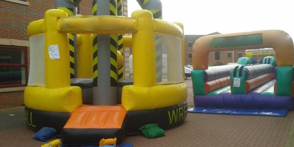 Inflatable-Demolition-Derby