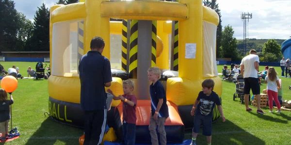 Inflatable-Demolition-Derby-Activity