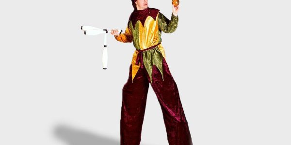 Jester-Stilt-Walker