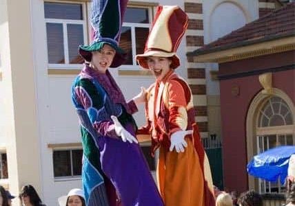 Jester-Stilt-Walker-Duo