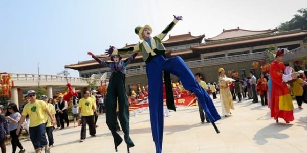 Joking-Jester-Stilt-Walker-Duo