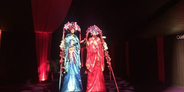 LED-Chinese-Stilt-Walkers