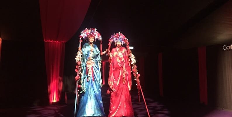 LED-Chinese-Stilt-Walkers LED-Chinese-Stilt-Walkers
