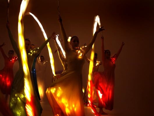 LED-Ribbon-Dancers LED-Ribbon-Dancers