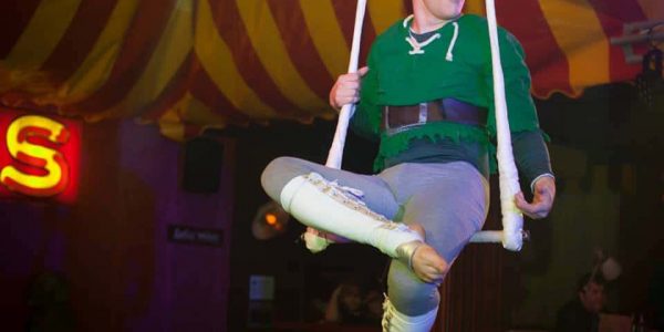 Medieval-Aerial-Trapeze