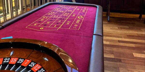 Mobile-Casino-Table-Corporate-Events
