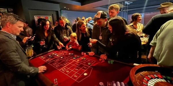 Mobile-Casino-Table-Gala-Dinners
