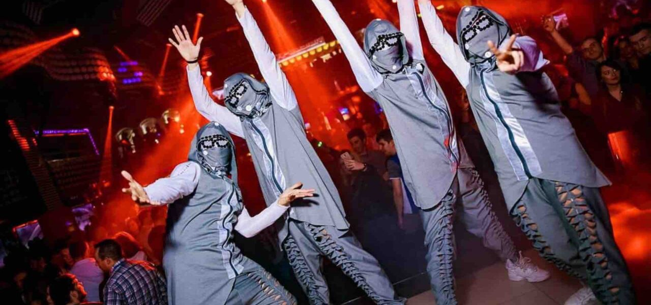 Projection-Mapping-Dancers-For-Night-Club-Events