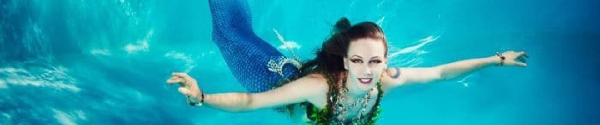 Real-Life-Mermaid-Performer