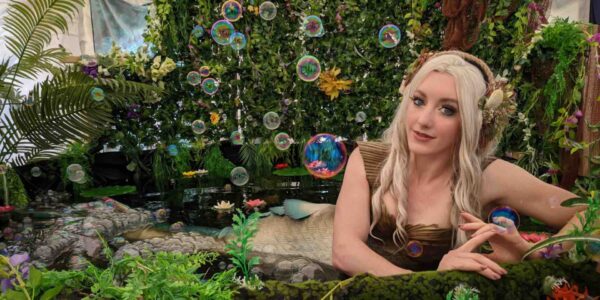 Realistic-Mermaid-Performer