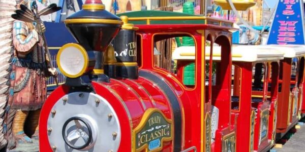 Red-Land-Train-Attraction