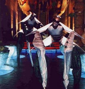 Sci-Fi-Insect-Stilt-Walker-Duo
