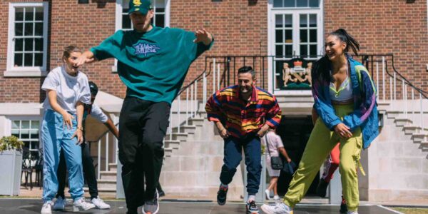 Hire street dancers for indoors and outdoors events to wow audiences with mind blowing skill.