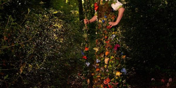 The-Blossoms-Floral-Themed-Stilt-Walker