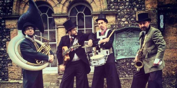 Victorian-Themed-Band-On-Stilts