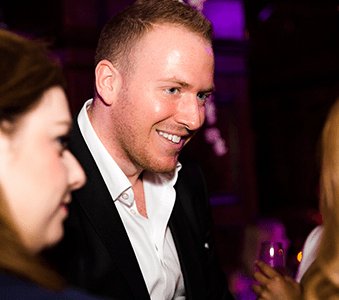 Our professional close-up magician is available to hire for corporate events, private parties or weddings in London & the UK.