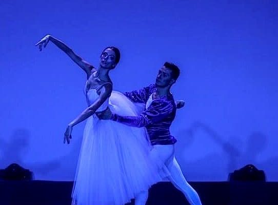 crystal-ballet-dancers