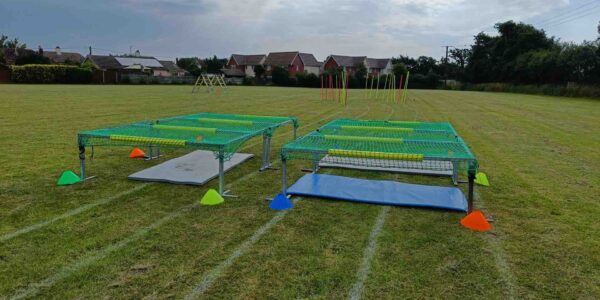mobile-assault-course-teamwork