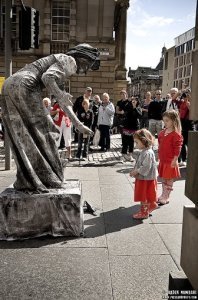 human statues and living statues, street performers and entertainers for event hire, London and the UK