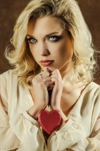 Classical Singer Gemma 3
