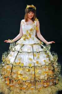 Golden Forest Human Table for hire. Book our roaming champagne table for gala dinners in London & the UK.