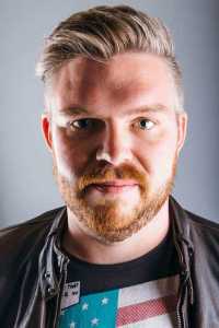 Book this comedy host for your next gala dinner, available across Staffordshire