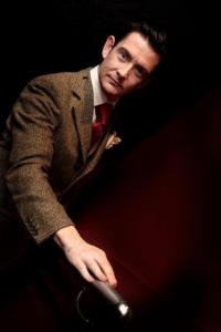 Our cabaret entertainment will bring the circus to you