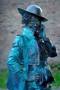 Living statue available for hire