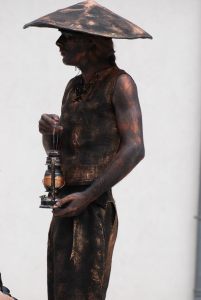 Fantastic statue performers available for hire