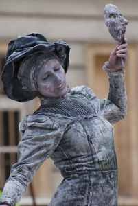 Fantastic statue performers available for hire