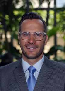 Book Shawn DuBravac a technology keynote speaker