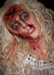 UK-based horror-themed Alice in Wonderland character for hire for Halloween-themed events.