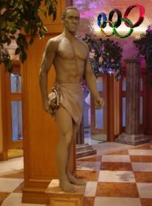 Greek Olympian Living Statue Performer available to book for corporate events in the UK.