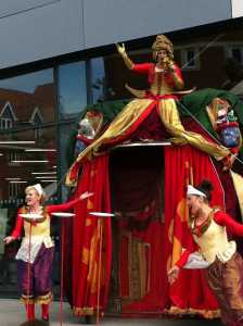 street theatre show and entertainers for hire