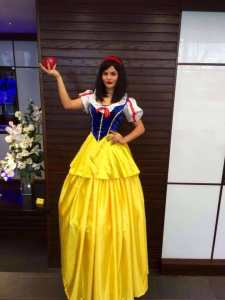 Snow White Stilt Walker 1