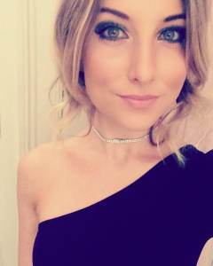 Our classical singer is available for hire for corporate events in London & the UK.