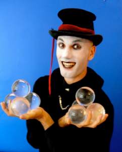 Family and child friendly Halloween entertainment ideas. Our Halloween entertainers can be hired to perform in London and across the UK.