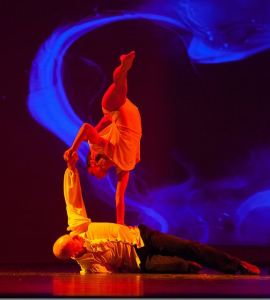 Italy-based hand-to-hand acrobats available for hire for award ceremonies.