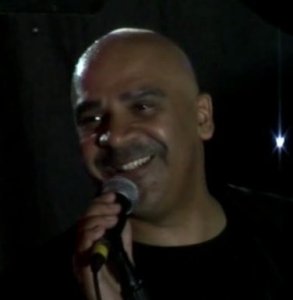 Professional solo singer for hire in London and the UK