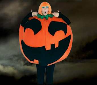 Halloween walkabout act for hire. The Halloween Pumpkins are available to book for Halloween-themed events in the UK & London.