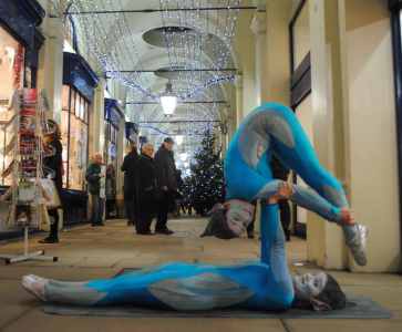 Acrobatic Icy Elves 5