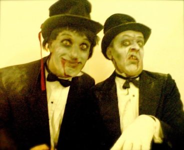 Halloween themed entertainers and jugglers for hire. Our multi talented Halloween performers can be hired in London and across the UK.