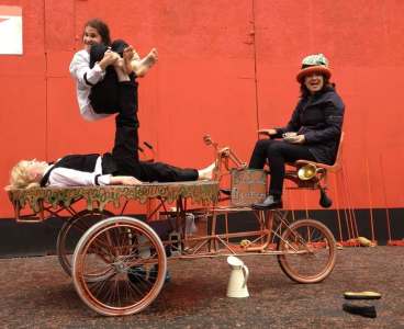 Bistro themed street entertainers and show for hire